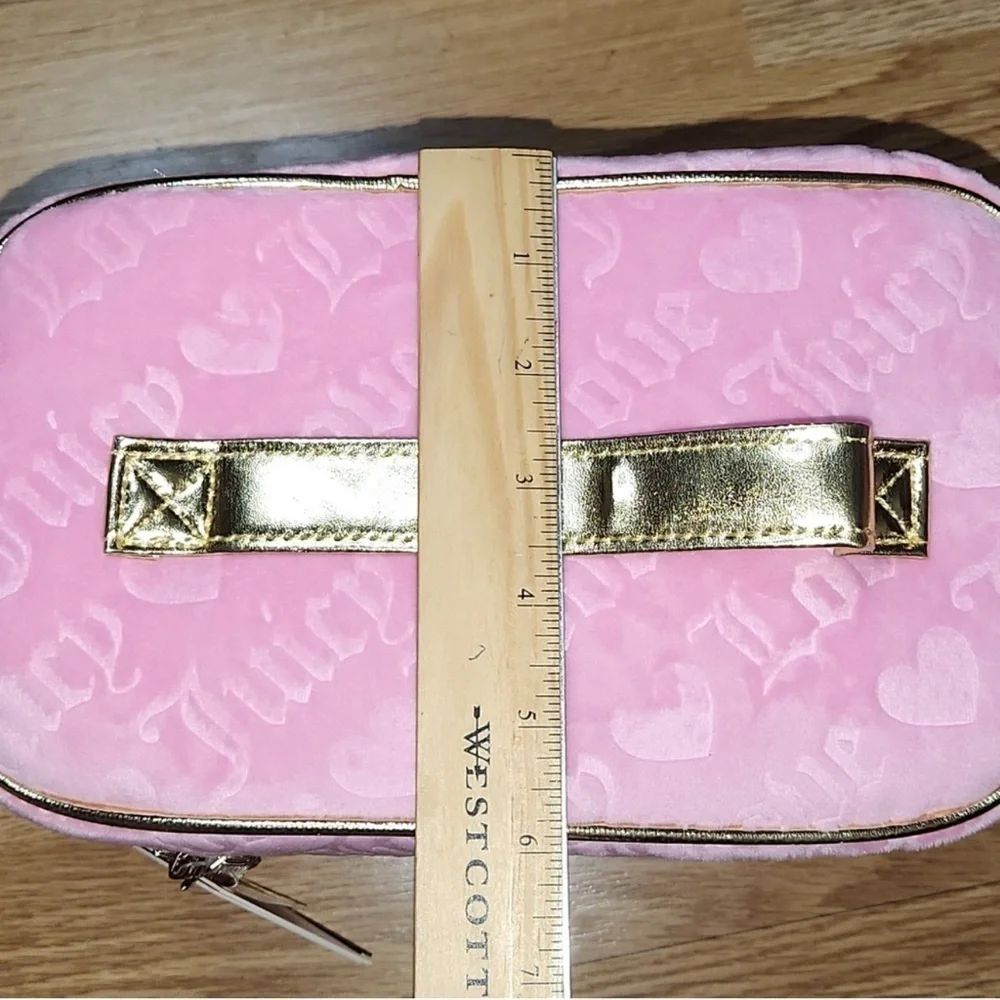 Juicy Couture chic stylish